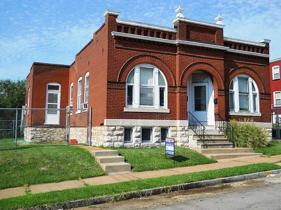 1st image of 120 Haven St