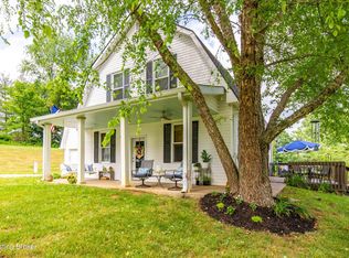 96 Woodlawn Rd, Shelbyville, KY 40065