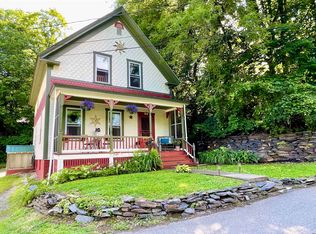 15 Earle St, Bellows Falls, VT 05101