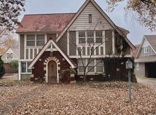 3516 SW Avalon Ln, Topeka, KS 66604