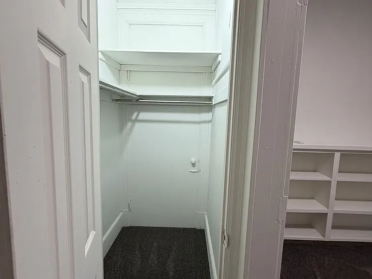 110 S Beaver St — Photo 10
