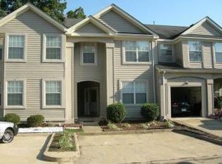 8 Evergreen Pl, Hampton, VA 23666
