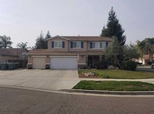 3231 N Carson St, Visalia, CA 93291