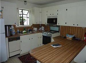 3rd image of 2223 Creswell Ave