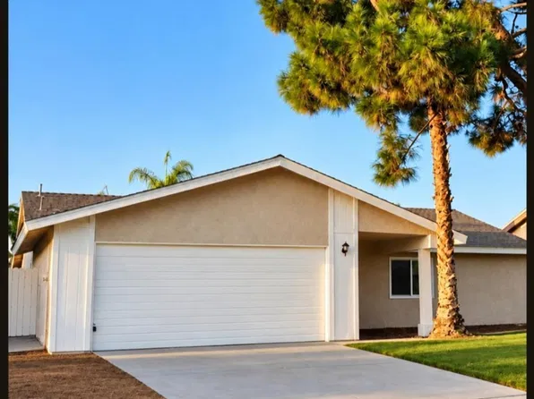 1716 Saint Clair Ct, Bakersfield, CA 93304