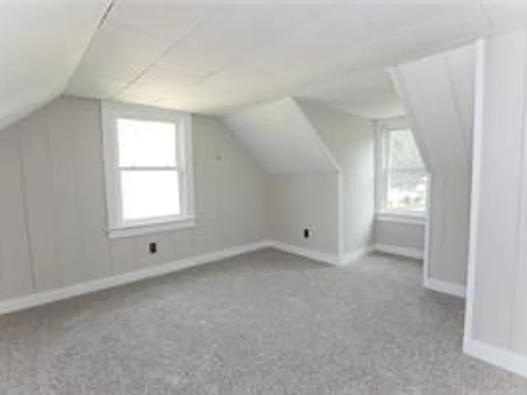 209 Pennington Blvd — Photo 13