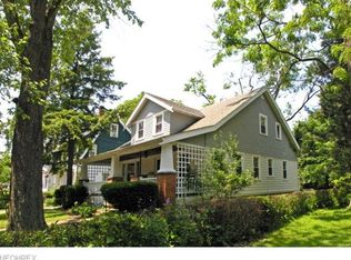 3825 Parkdale Rd, Cleveland Heights, OH 44121