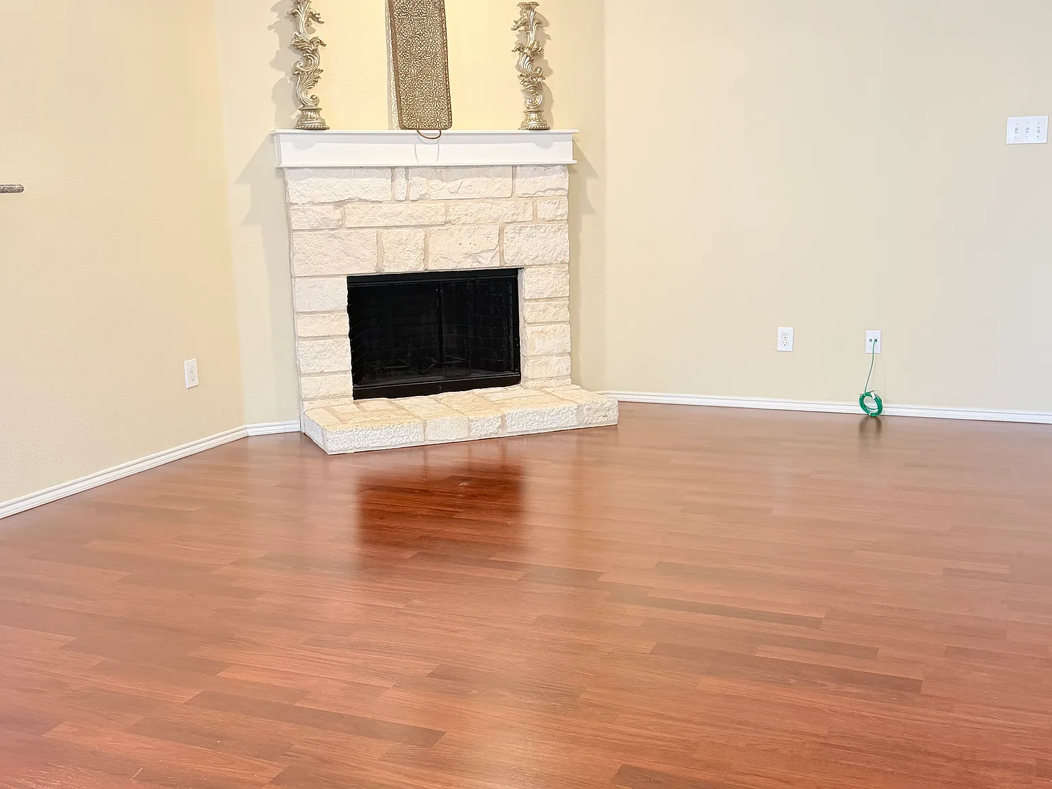 3 bed, 1507 sqft, $2,195 — Photo 3