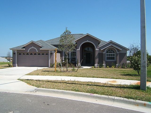1st image of 2494 Holly Berry Cir