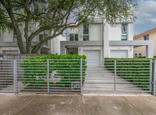 3375 Day Ave #3375, Miami, FL 33133