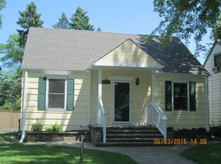 403 SW Garfield Ave, Mundelein, IL