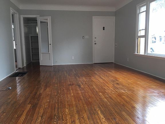 2nd image of 1722 E Florida St