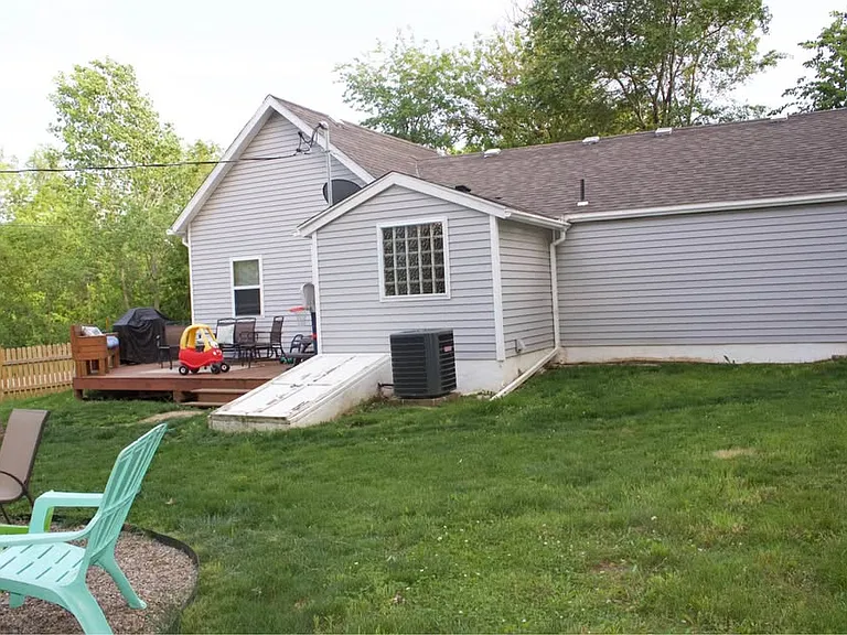 6150 Goeble St — Photo 10