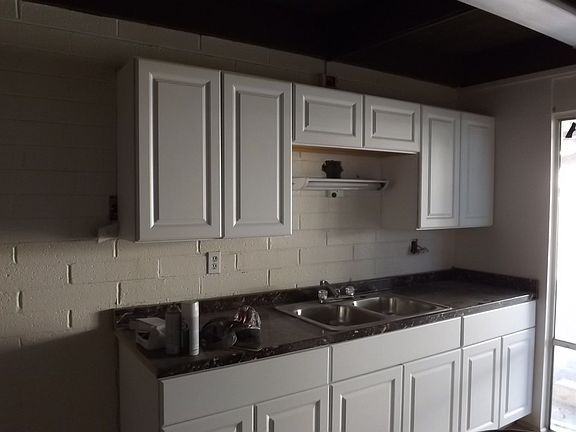 3rd image of 3318 N 18th Ave #100