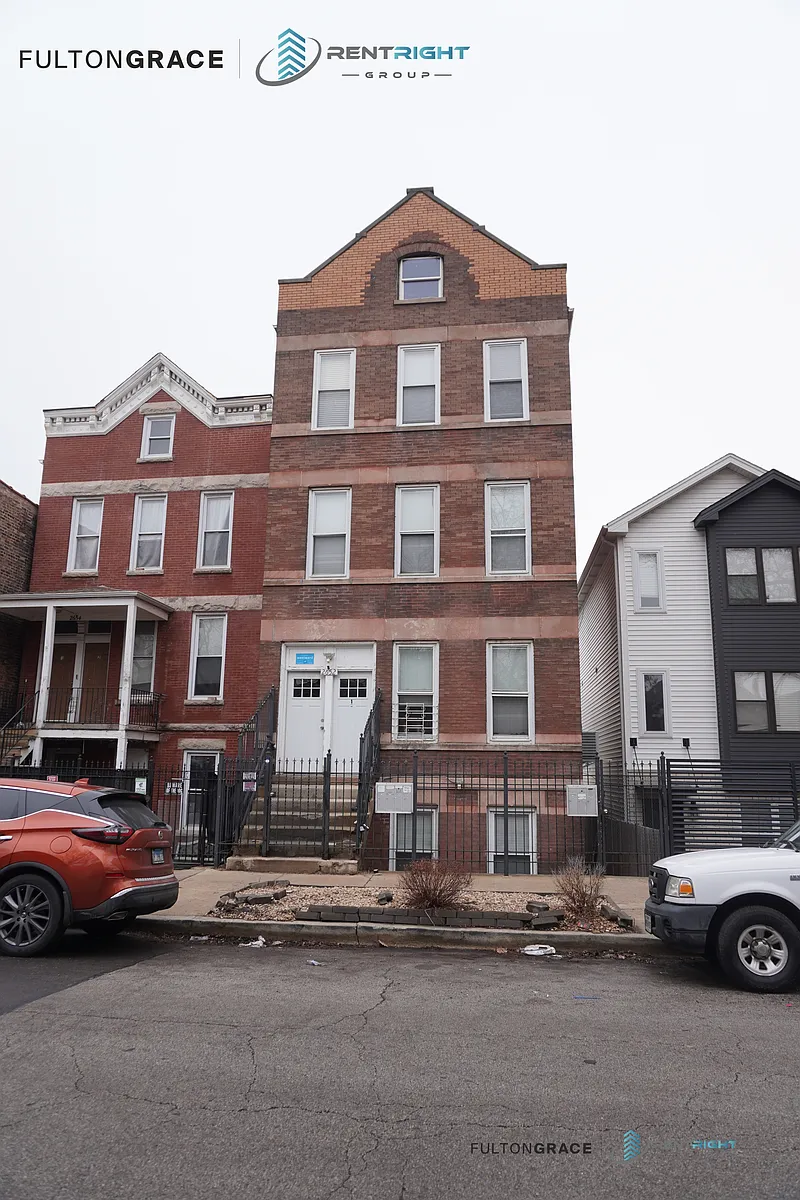Building Photo - 2652 W 21st Pl #3