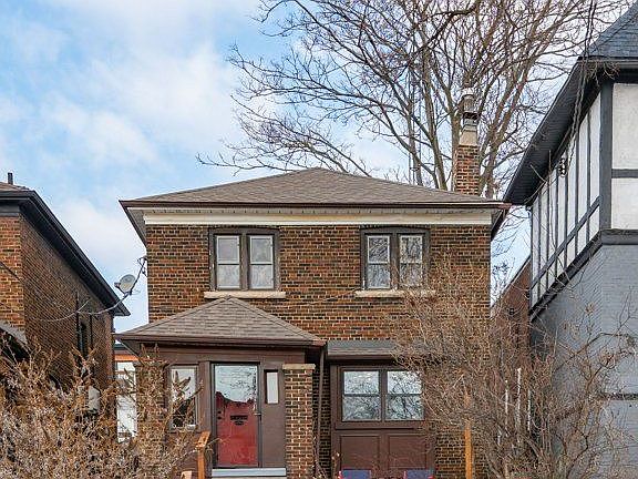 2nd image of 40 Heydon Park Rd