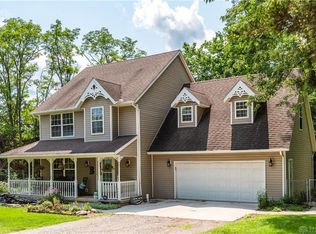 589 Lakengren Dr, Eaton, OH 45320