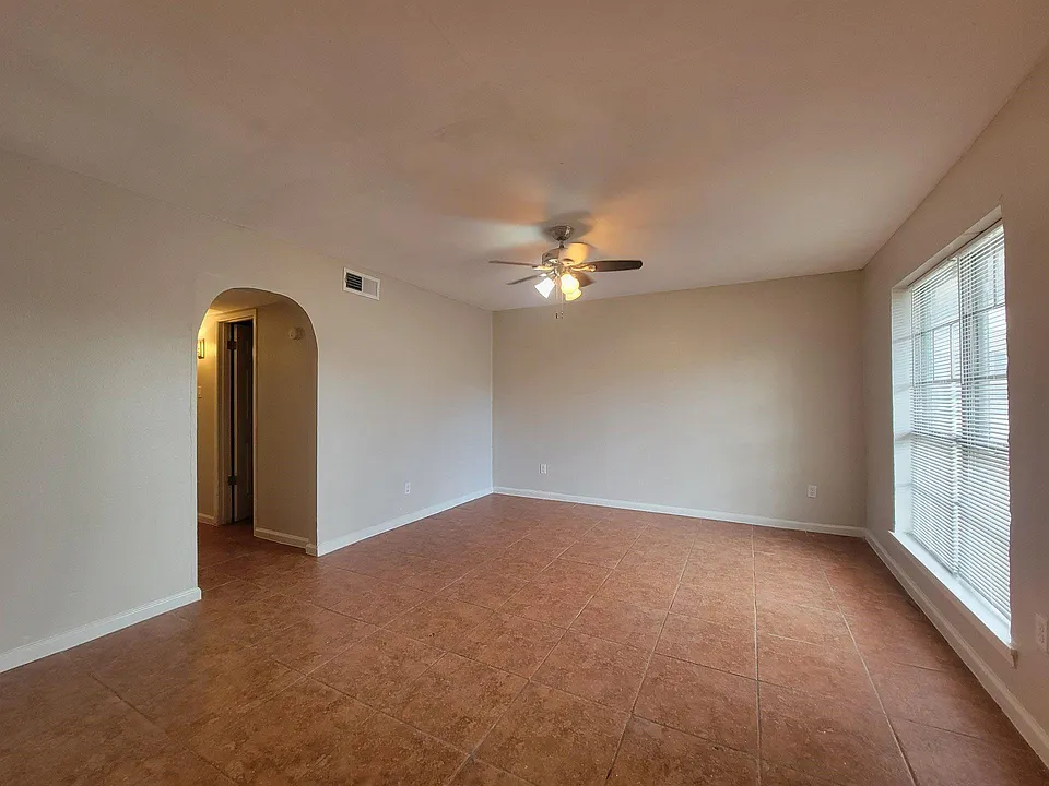 7301 Jensen Dr #1