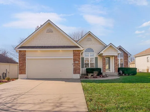 614 Meadowlark Dr, Raymore, MO 64083