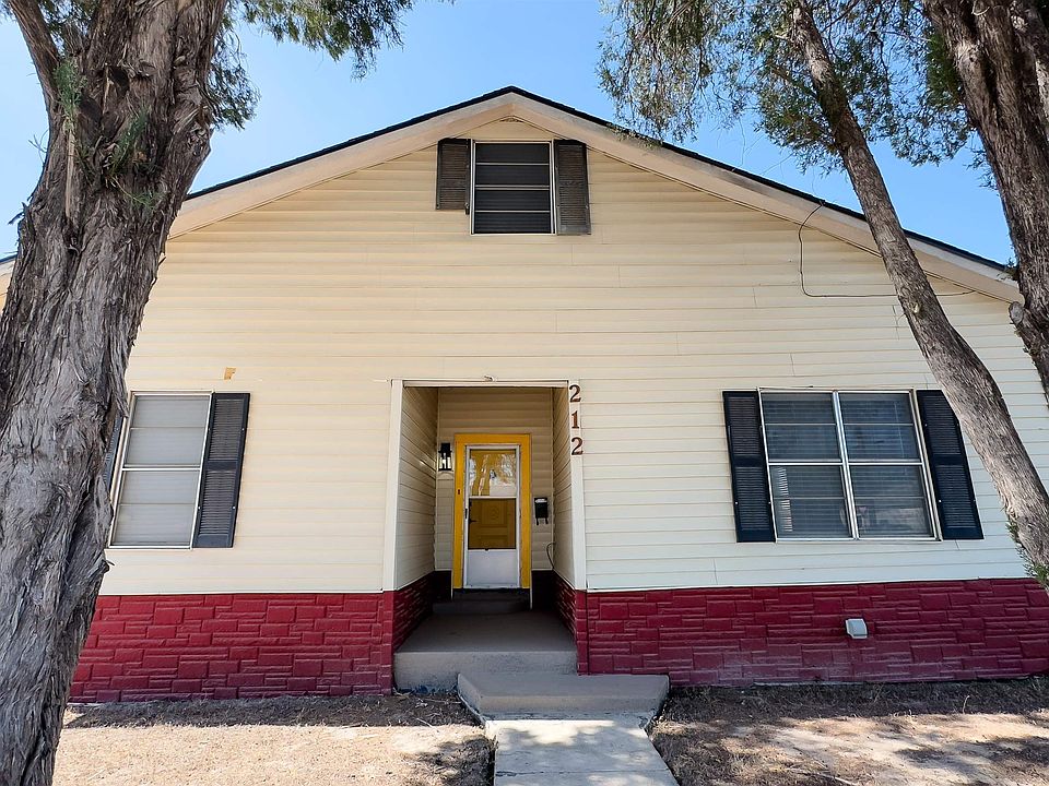 1st image of 212 Avenue L