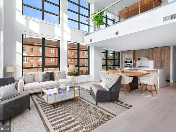 1201 N Royal St #216, Alexandria, VA 22314