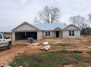 12 Silver Eagle Ct, Fort Mitchell, AL 36856