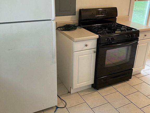 2nd image of 1310 S 6th Ave #1310C
