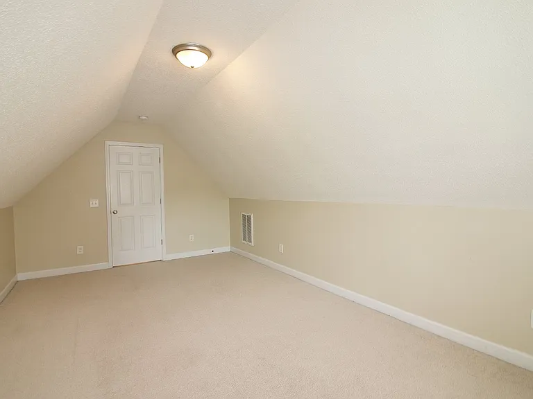 129 Lori Ln — Photo 52
