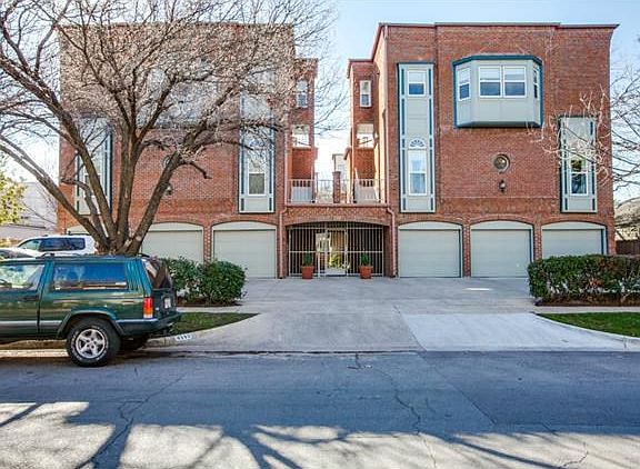 2nd image of 4142 Herschel Ave