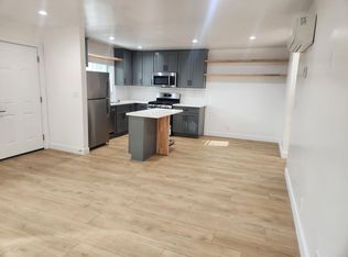 Fruitland, Studio City, CA 91604