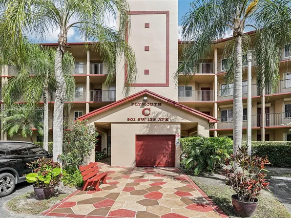 901 SW 138th Ave APT 108C, Pembroke Pines, FL 33027