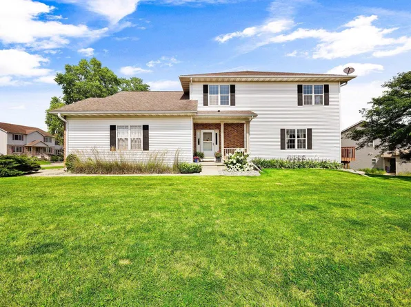 573 Kelvington Dr APT 1, Sun Prairie, WI 53590
