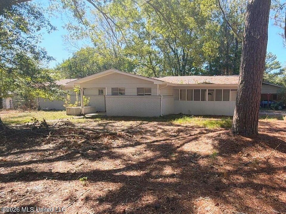 1st image of 1607 Meadow Forest Dr
