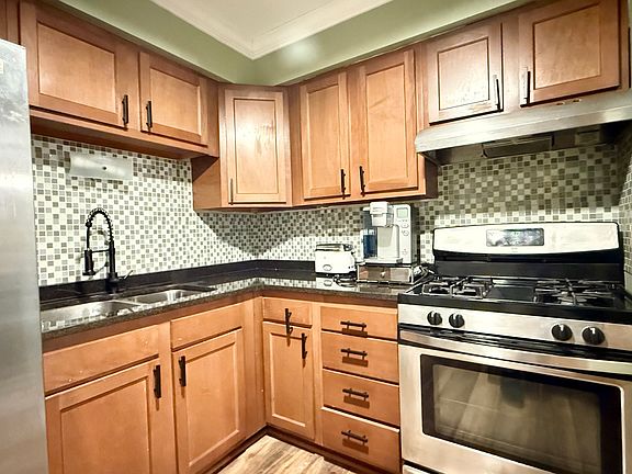 5th image of 9745 S Karlov Ave APT 304