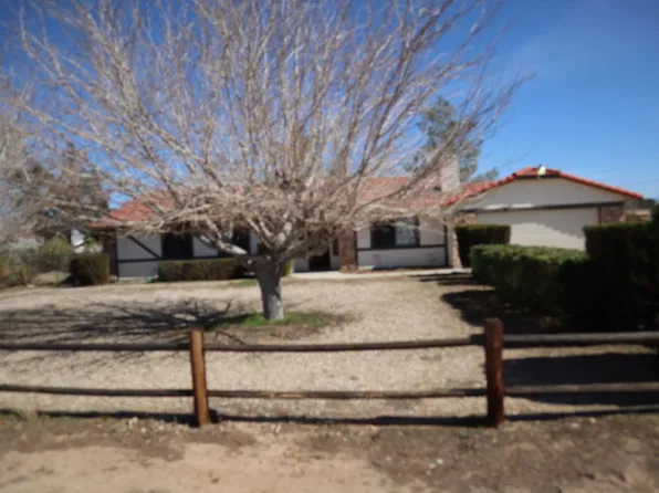 12755 Kewanna Rd, Apple Valley, CA 92308