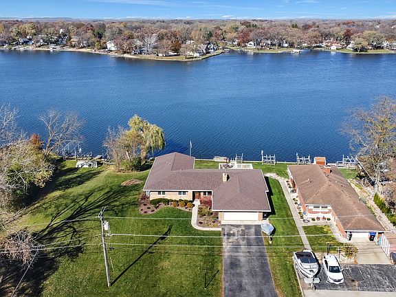 3rd image of 39188 N Cedar Crest Dr