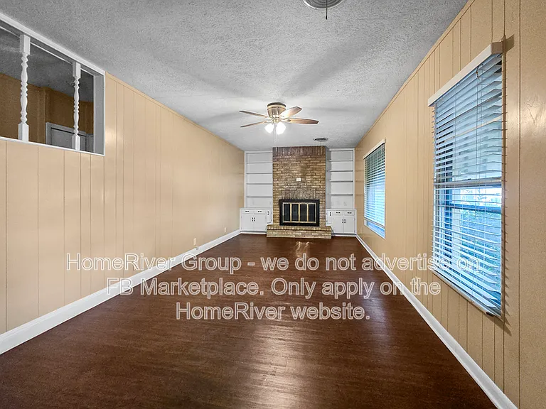 920 Yale St — Photo 5