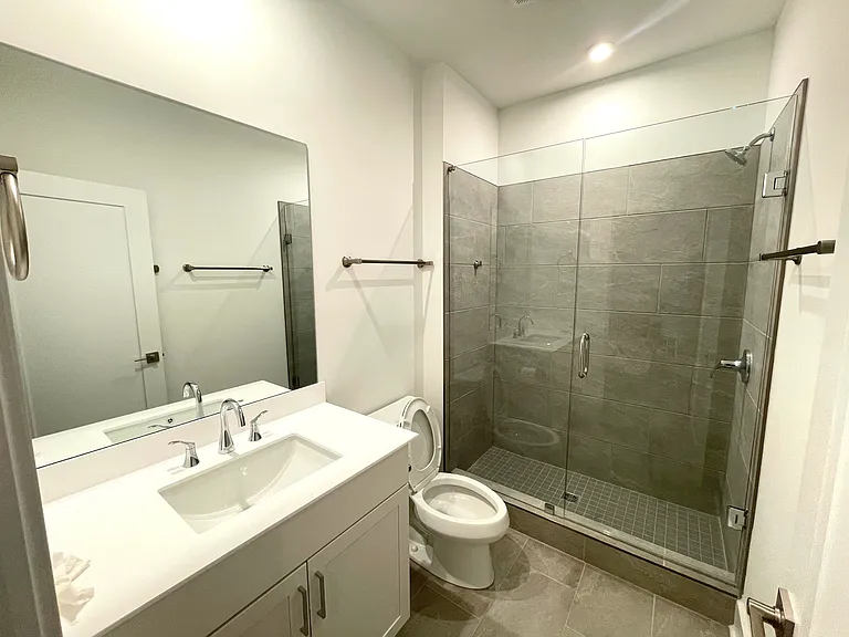 510 Motivation Cir NW — Photo 2