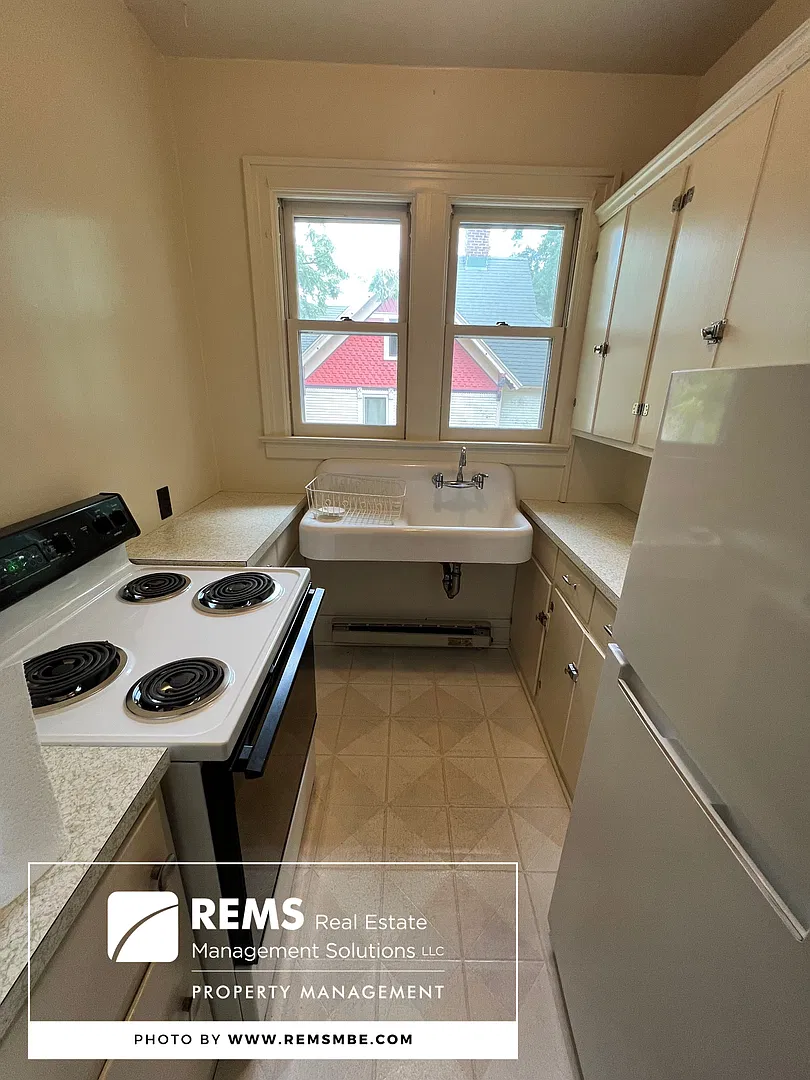 407 2nd Street — Photo 3