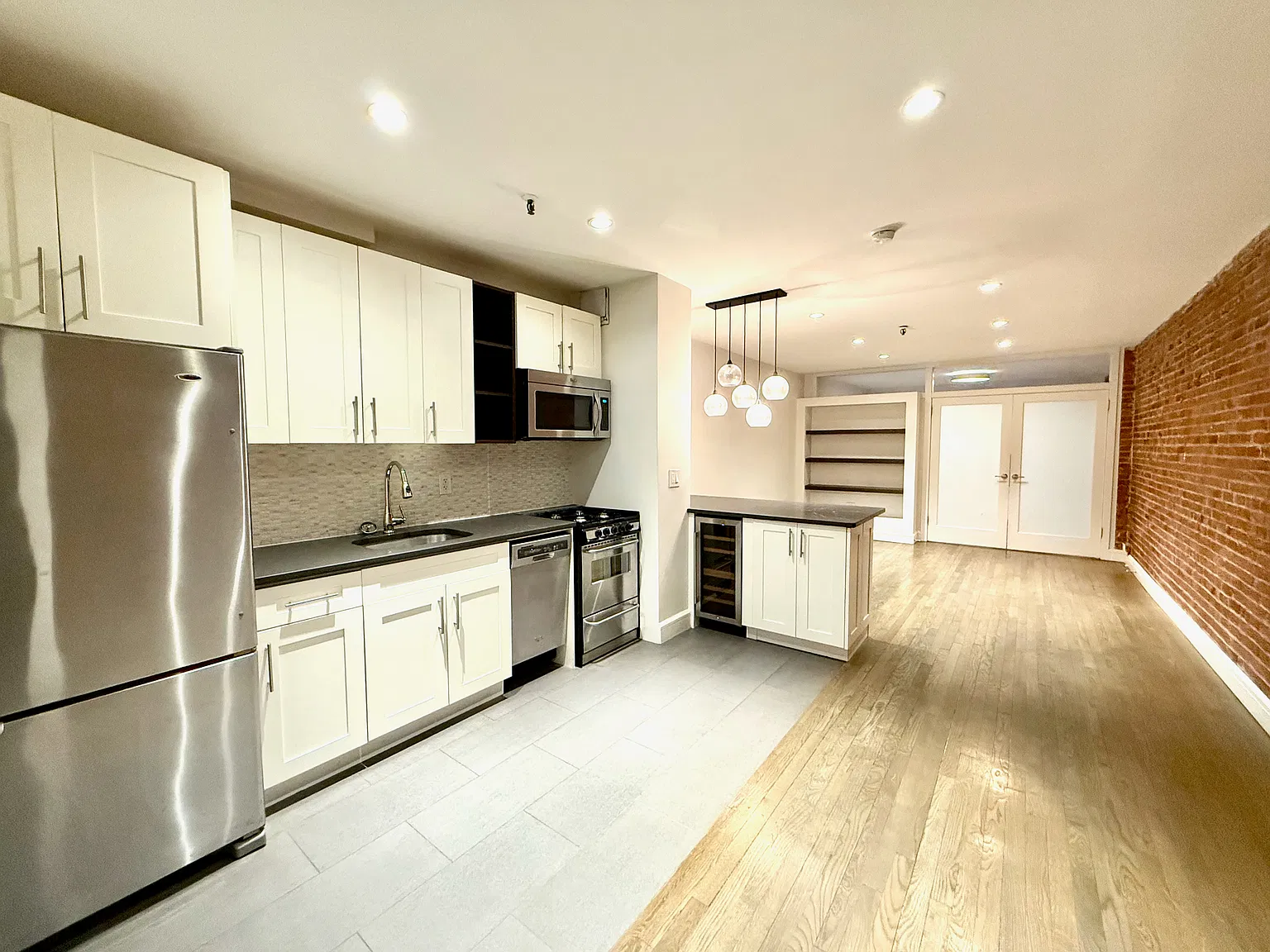 66 Pearl Street — Photo 3