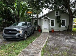 4116 SW 13th Ter, Miami, FL 33134