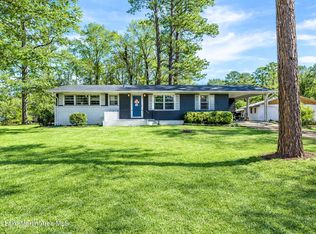 1892 Pineview Dr, Alexander City, AL 35010