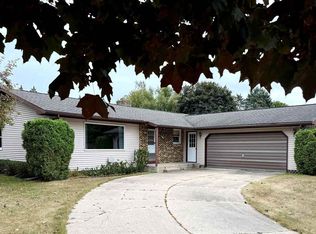 1100 Beacon St #25, Charlevoix, MI 49720