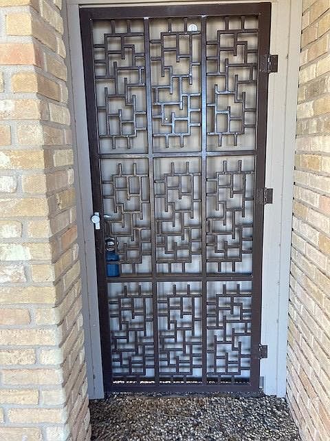 1st image of 1005 Ventura Ave