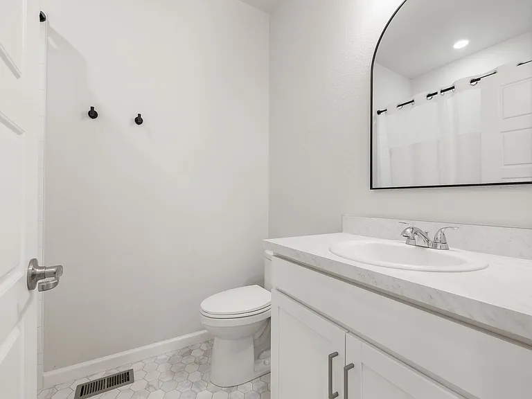 8806 Fraser River Loop — Photo 23