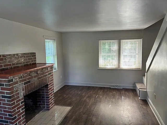 107 Crest Rd — Photo 6