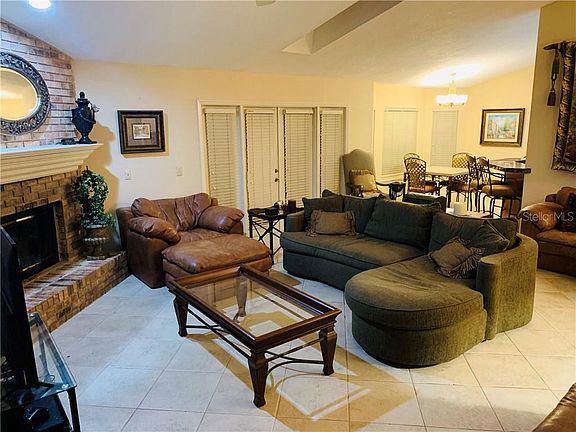 3rd image of 1015 Lingo Cir