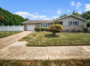 946 E Elm St, Allentown, PA 18109