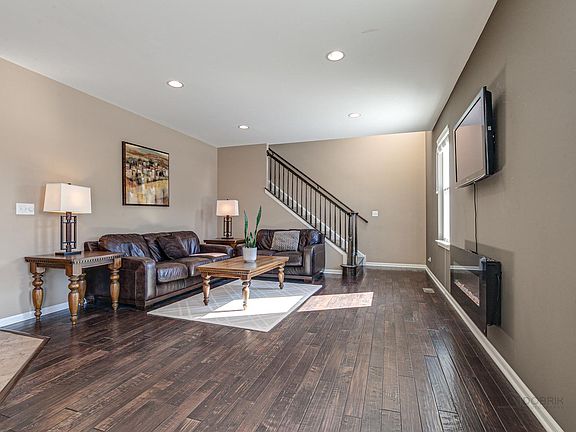 5th image of 2664 Kingfisher Way