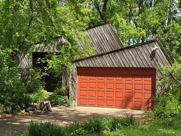 4510 Wood Duck Dr, Vadnais Heights, MN 55127